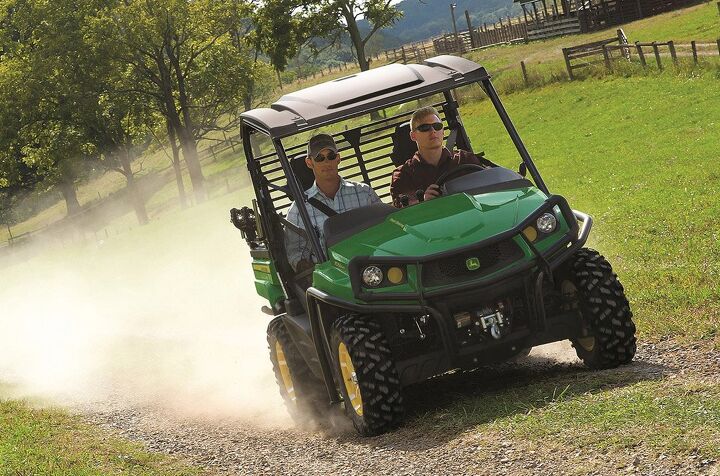 2016 John Deere Gator XUV590i Action