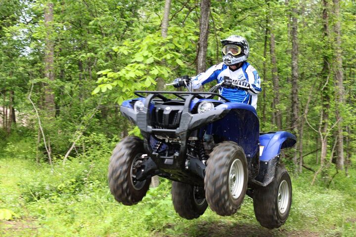 2011 Yamaha Grizzly 700 EPS Action 08