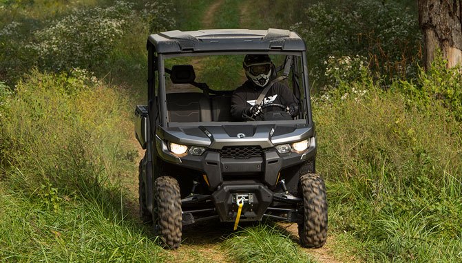 2016-Can-Am-Defender-HD8-Feature