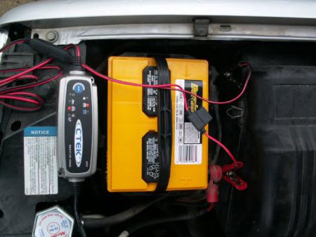 Despite its small size, the CTEK MULTI US 3300 had no trouble charging up a truck battery.