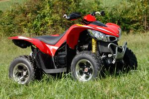 Kymco’s own aluminum wheels help the Maxxer stand out.