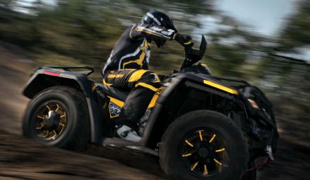 When you squeeze the throttle on the Outlander 800R you’d better be prepared to hang on tight.