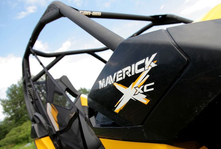 2014 Can-Am Maverick 1000R X xc Logo