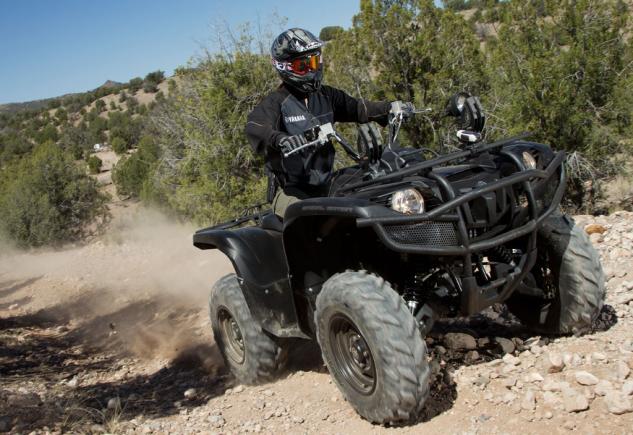 2014-Yamaha-Grizzly-700-Tactical-Black-Action-Front