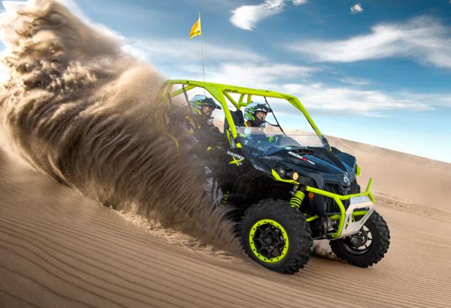 2015 Can-Am Maverick X ds Turbo Action 01