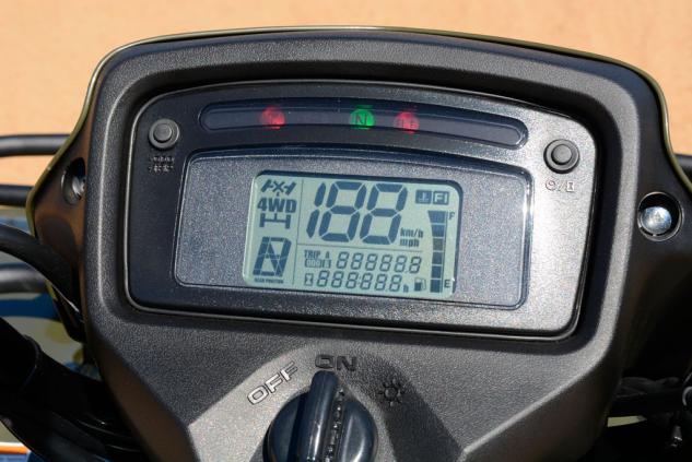 2015 Suzuki KingQuad 500 Info Display